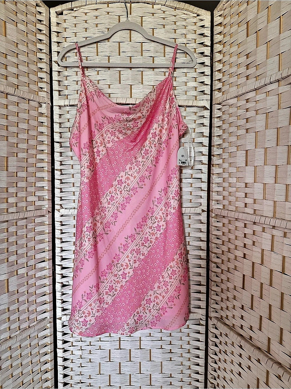 Arula Floral Mini Dress in Pink Size 0X